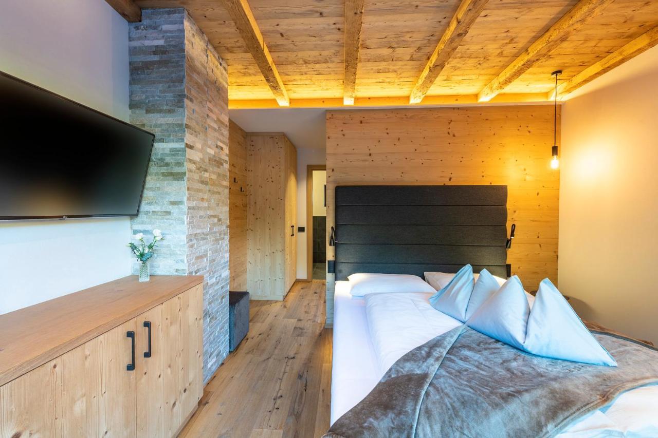 Hotel Alcialc La Valle Bagian luar foto