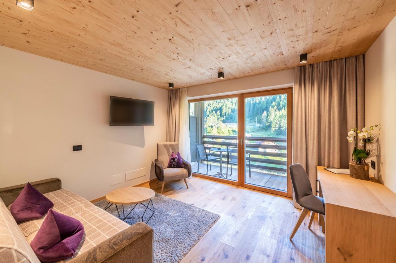 Hotel Alcialc La Valle Bagian luar foto